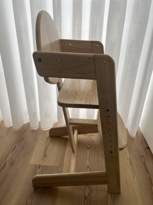 Cadeira alta evolutiva Woody 2, da VERTBAUDET - madeira