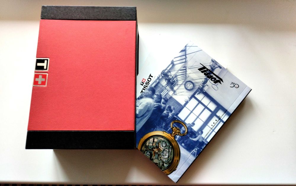 Подарункова коробка Tissot для годинника