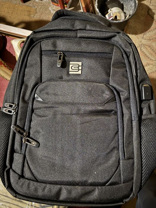 Plecak na laptopa BRINCH z USB - nowy,wodoodporny