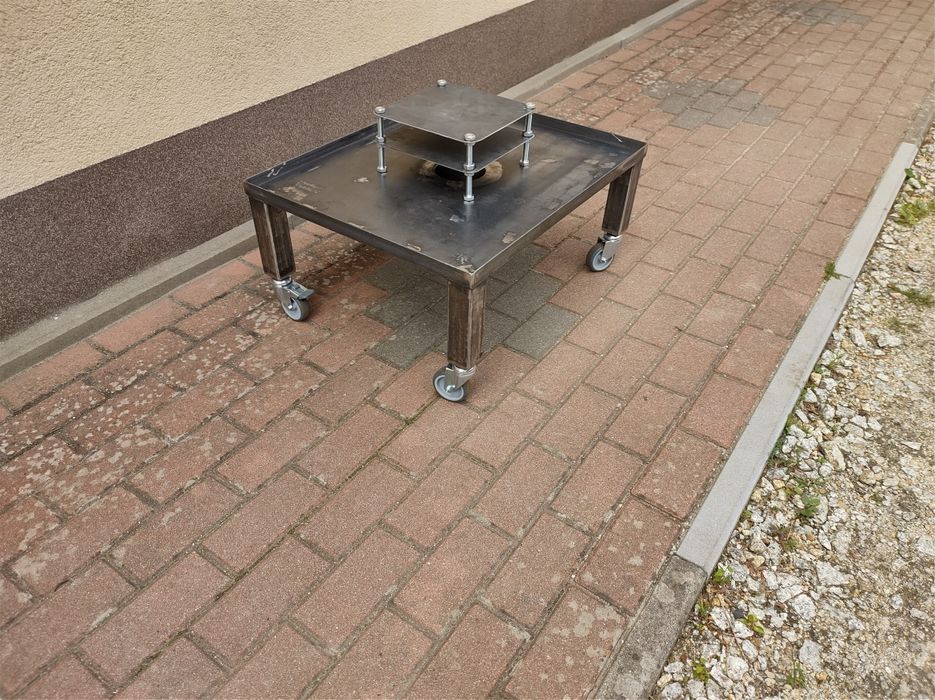 Podstawa do wędzarni
