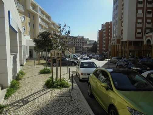 ARRENDAMENTO DE LUGAR DE GARAGEM EM BENFICA