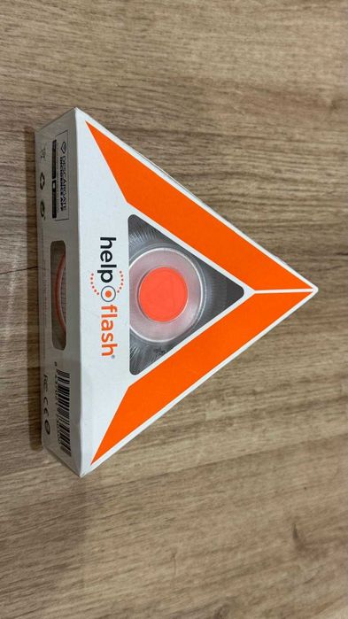 Triangulo sinalização Luminosa para automóvel - Artigo Novo