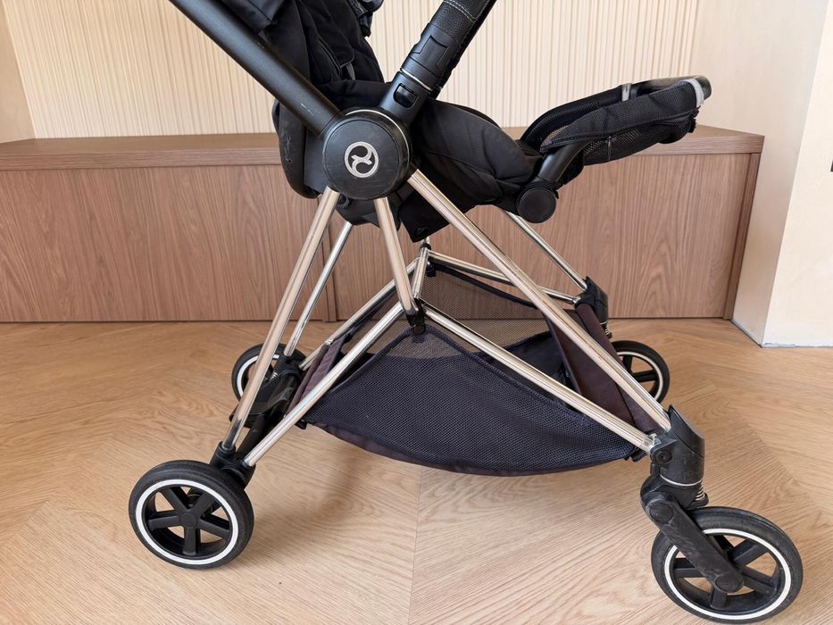 Wózek Cybex Mios 2.0 Chrome + Deep Black + śpiworek