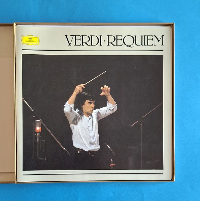 Requiem de Verdi. Caixa 2 LPs. Orquestra do Teatro alla Scala. Plácido Domingo e Nicolai Ghiaurov.