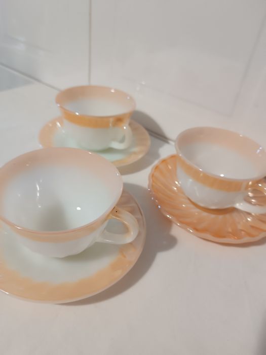 Conjunto 3 Pires e Chávenas de Chá. Fire King