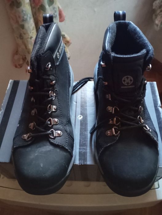 Bota biqueira aco