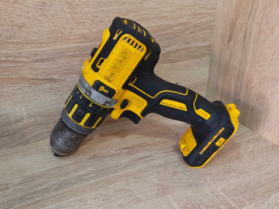 Wkrętarka DeWalt DCD795 18V BODY