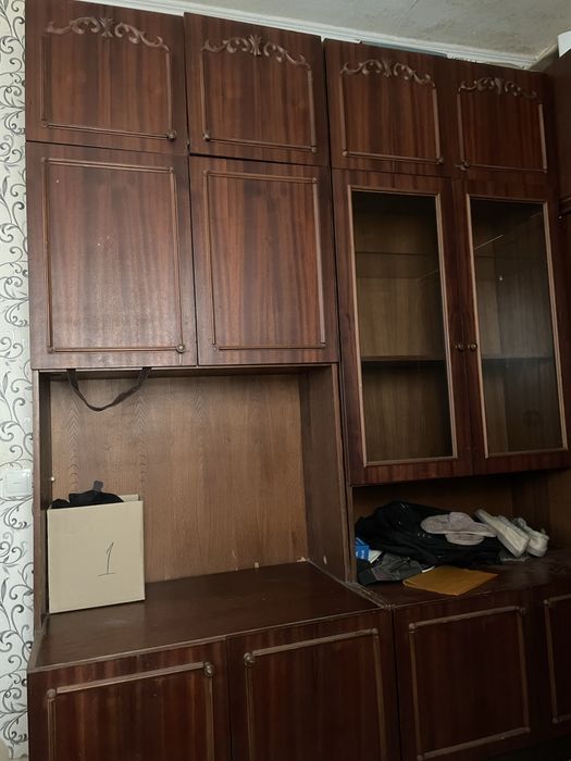 Мебель /стенка/диван/стол