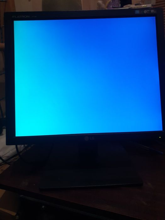 Монитор LG Flatron L1719S-BF