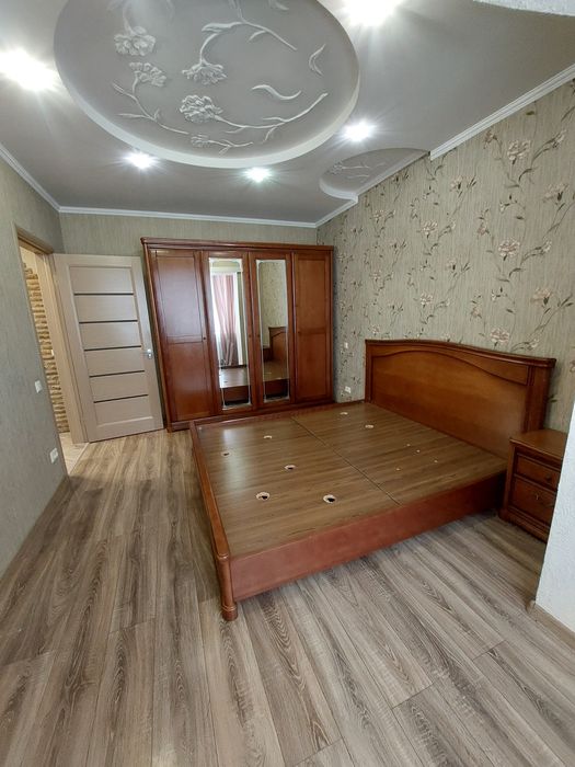 Продам 3к квартиру з сучасним ремонтом