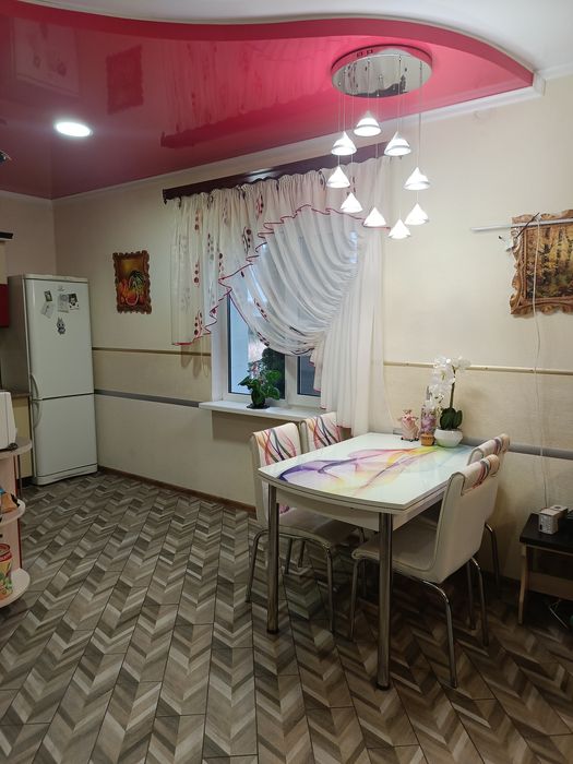 Оренда великого будинку у с. Киселівка