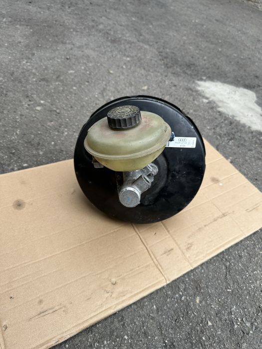 Вакумный усилитель тормозов Ауди 100 С4 А6 С4