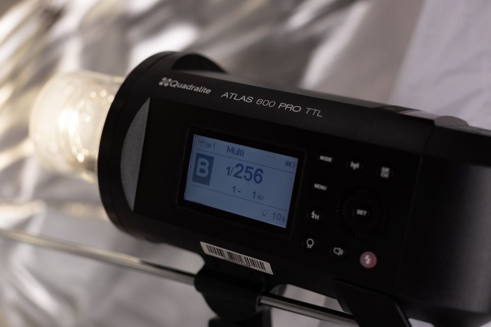 Lampa studyjna atlas 600 pro TTL bezprzewodowa