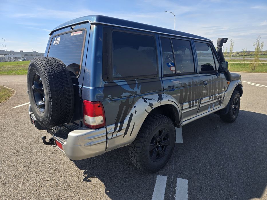 Hyundai Galloper 2000 photo 4