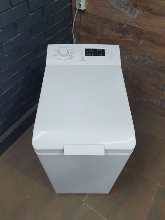 Стиральная машина з доставкою Whirlpool AWE 50510, гарантія, занос
