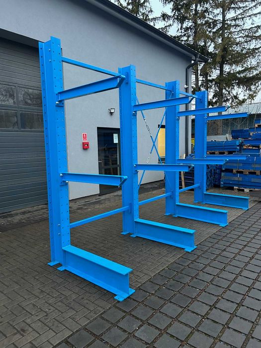 Regały wspornikowe magazynowe wytrzymałe H300cm na drewno rury profile