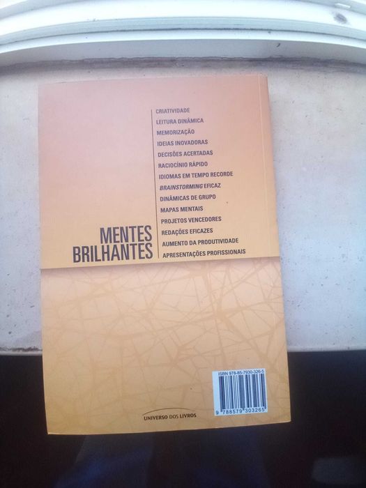4 Livros diversos: Humor/Psicologia/Estatística/Sociologia