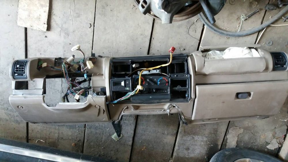 Торпеда, Панель Land Rover Discovery 1