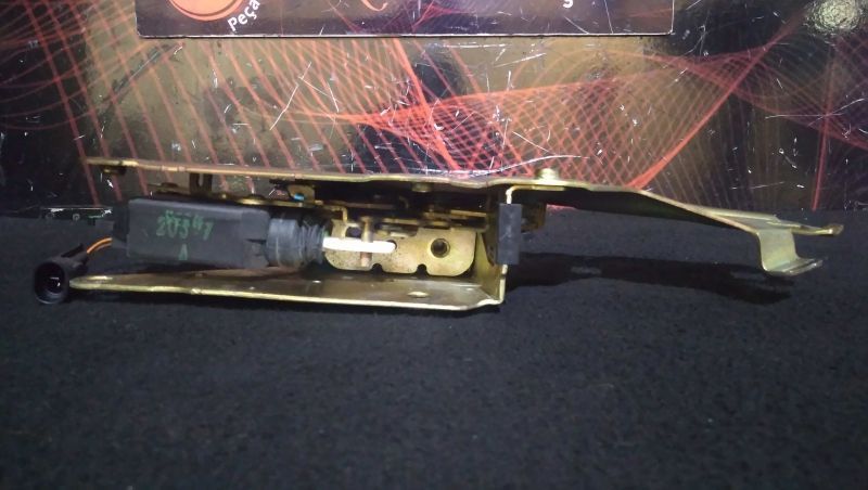 Fecho Da Porta Frente Esq Smart Crossblade (450)