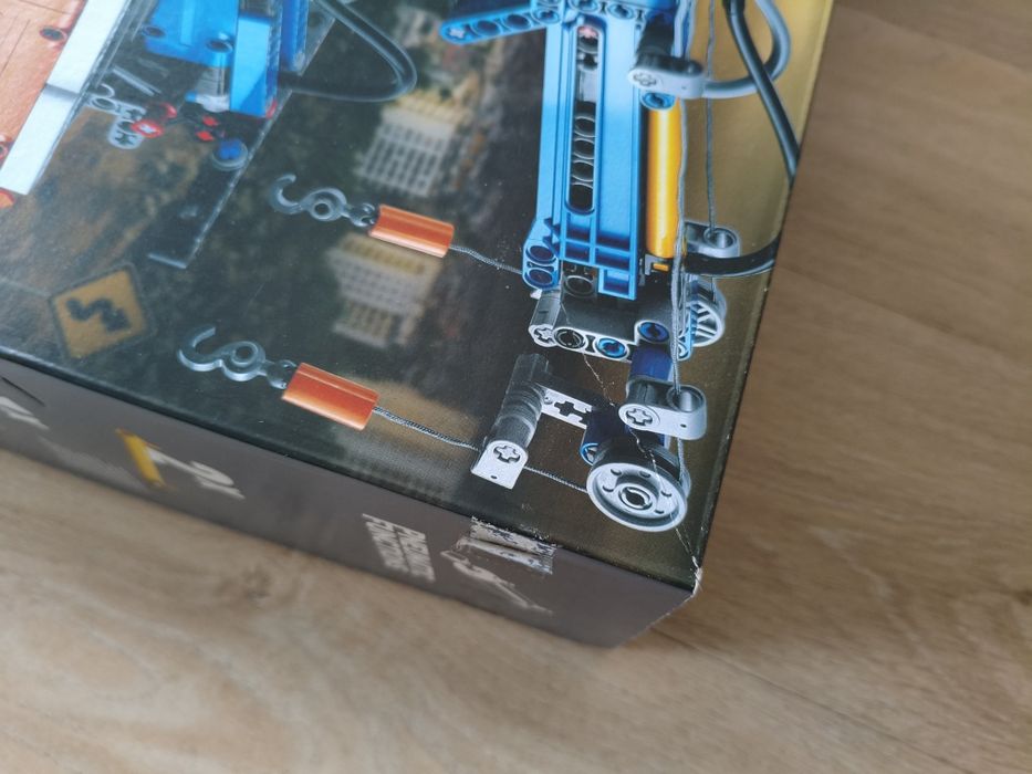 LEGO 42128 NOWE samochód pomocy drogowej