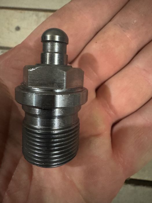 Продам гідрокомпенсатори Ниву Шевроле