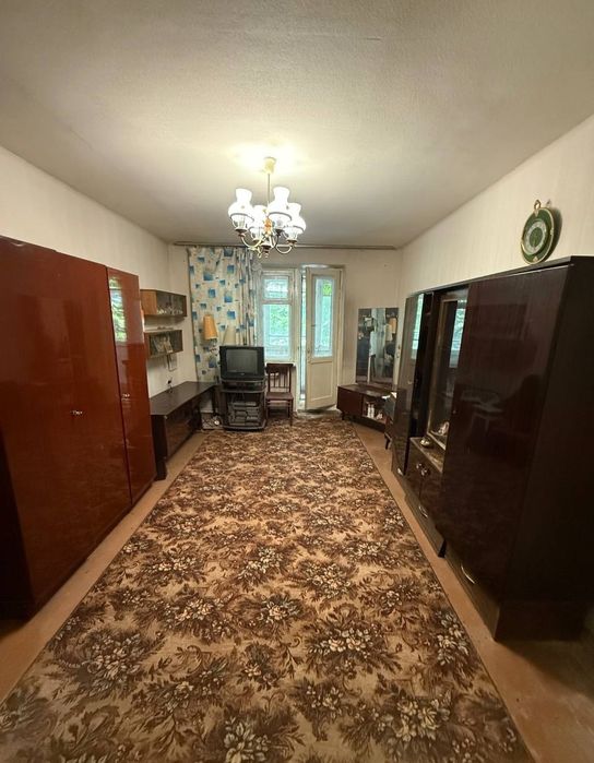 Без%. Квартира  в центрі  м. Вишневе