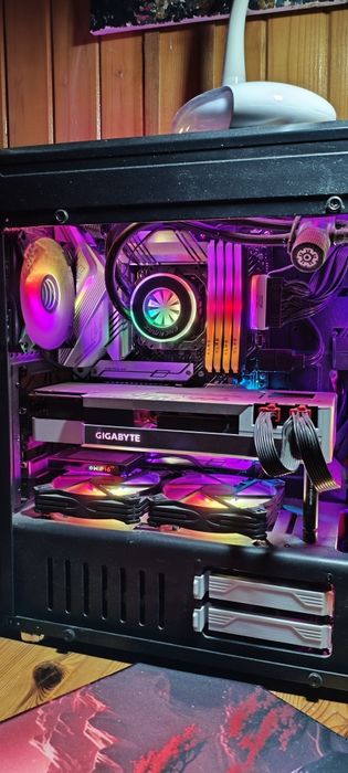 I9 11900k + z590 + 32gb