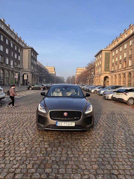 Jaguar E-Pace Idealny , 240 KM, sam parkuje, świetnie się prowadzi! MAŁO PALI!!!