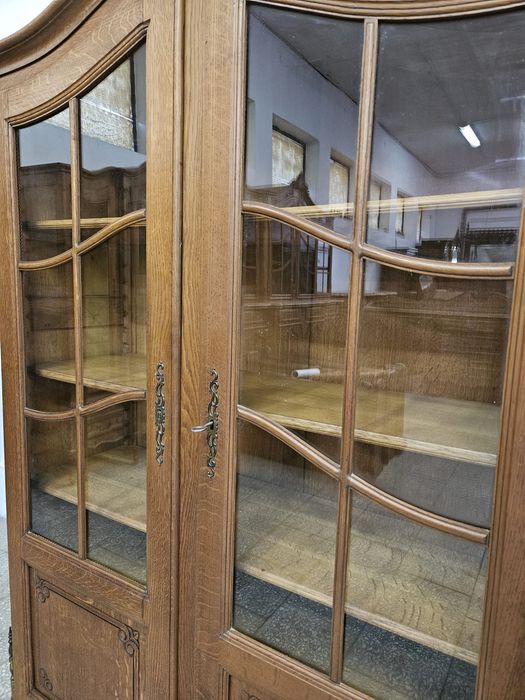 Biblioteczka ludwikowska Francja witryna /