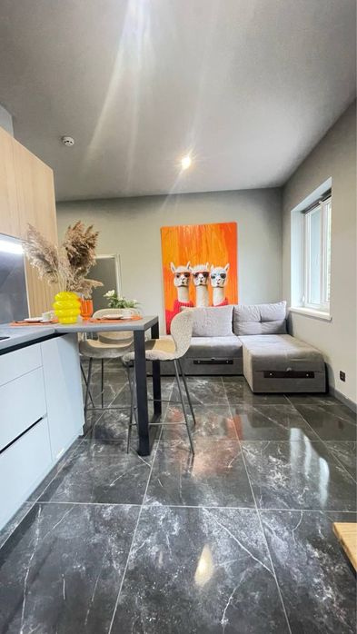 Апарт-готель  ,світло 24/7 ,генератор  ,власна парковка