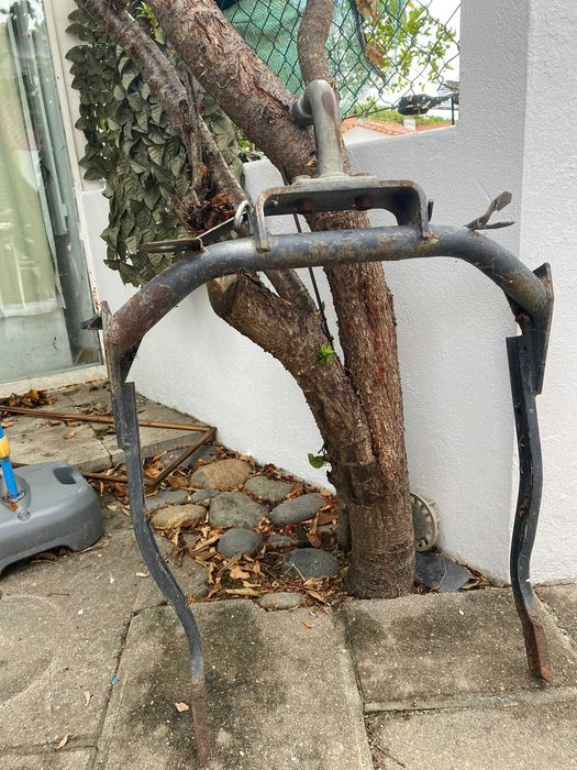 Engate e estrutura de Reboque Citroen