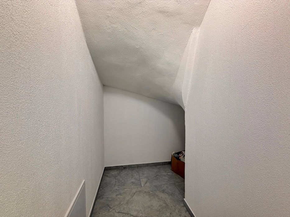 Продаж таунхауса із ремонтом у Крихівцях біля Калинової Слободи