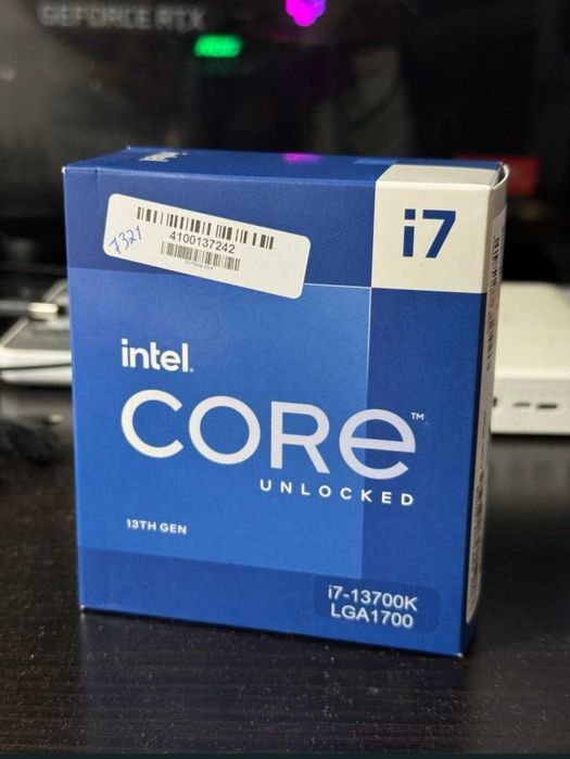 Intell i7 13700K novo lacrado