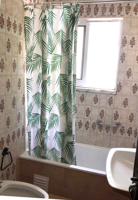 Quarto casal com entrada Imediata. Setúbal (Bairro do Liceu)