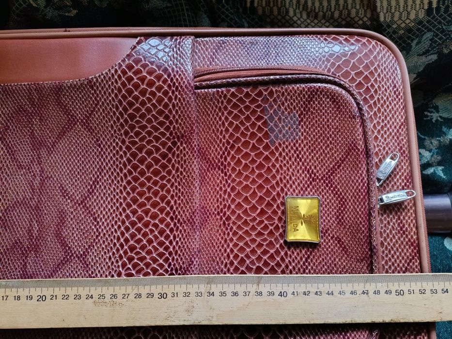 Дорожеые чемоданы