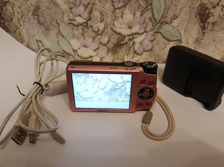 Фотоапарат камера Canon PowerShot A3300 IS  повна комплектація