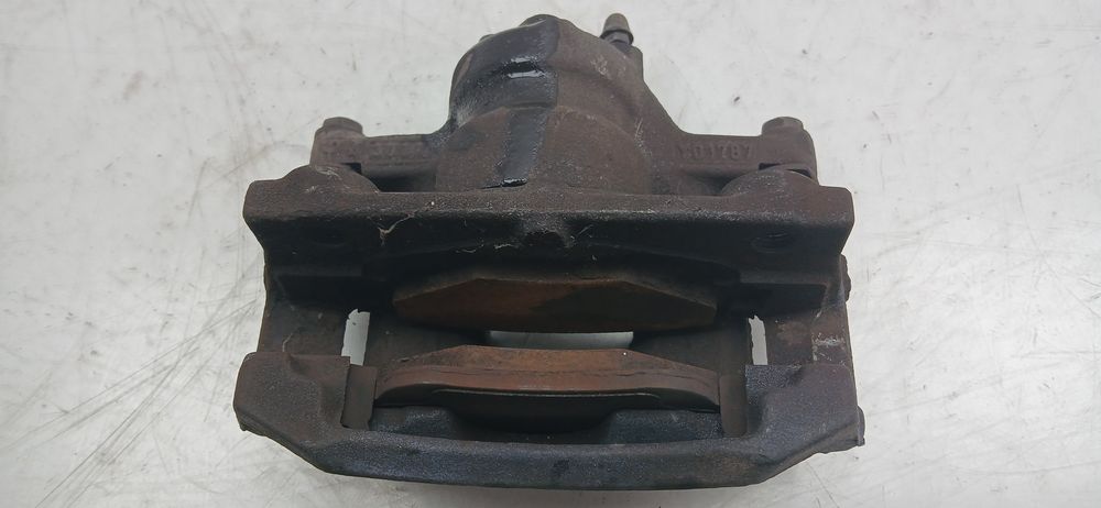 Pinça travão / maxila de travão frente direita PEUGEOT 107