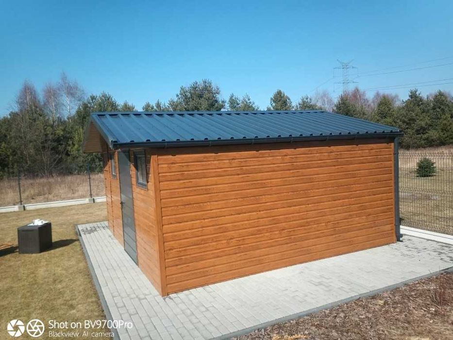 domek ogrodowy narzędziowy  z wiatą zadaszeniem 500x500 podbitka