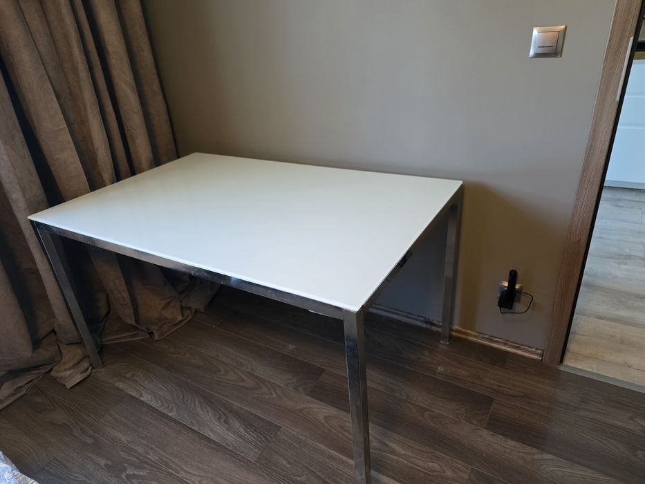 Stół szklany ikea