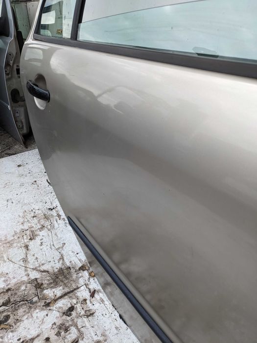 Skoda Fabia I Kombi Drzwi Prawy Tył Prawe Tylne PT Lakier 9201