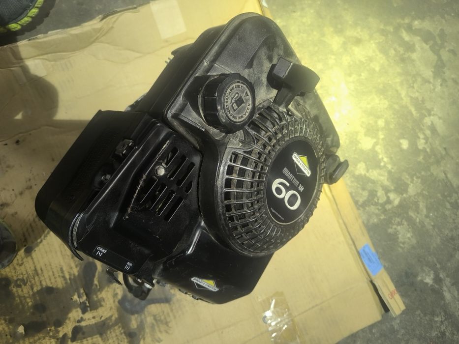 Двигун Briggs Stratton на запчастини