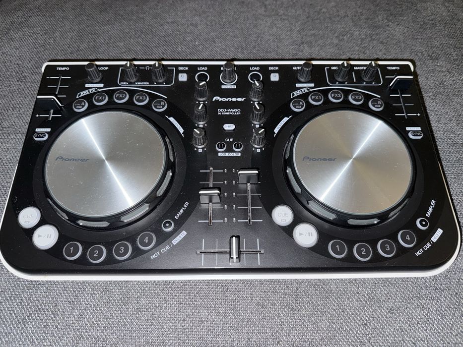 Konsola Pioneer DDJ-WeGo