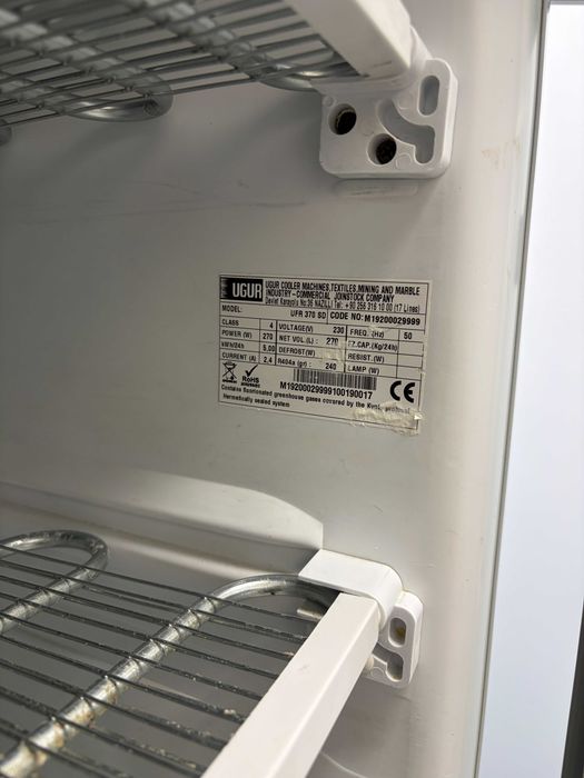 Arca congeladora Vertical - 270L