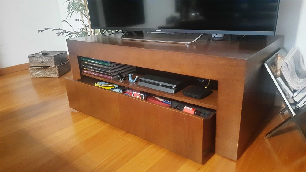 Móvel TV + Mesa centro