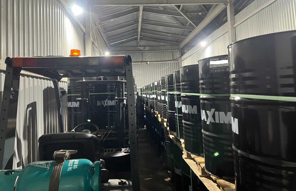 Моторна олива 2Т. Двотактна олива.  Двухтактное масло Нова. Імпортна.