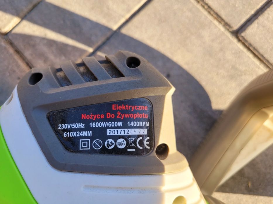 Nozyce do żywopłotu