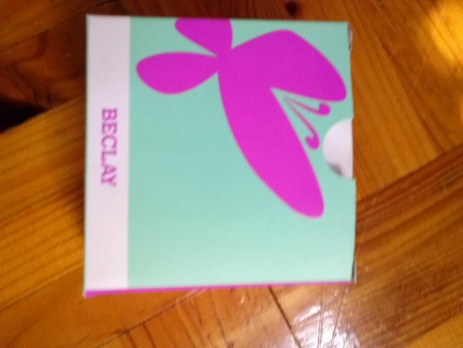 Brincos Beclay com fecho de pressão