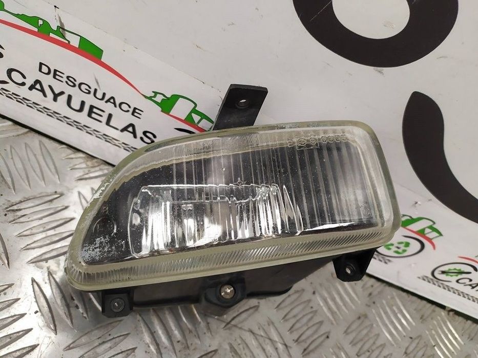FAROL NEVOEIRO DIREITO FORD MONDEO I SEDAN 1995 -96FG15233AA