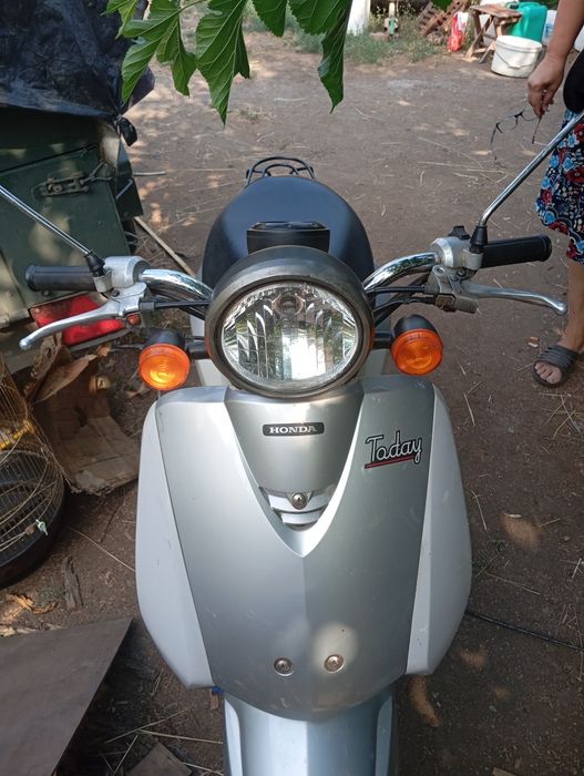 Продам скутер. Хонда