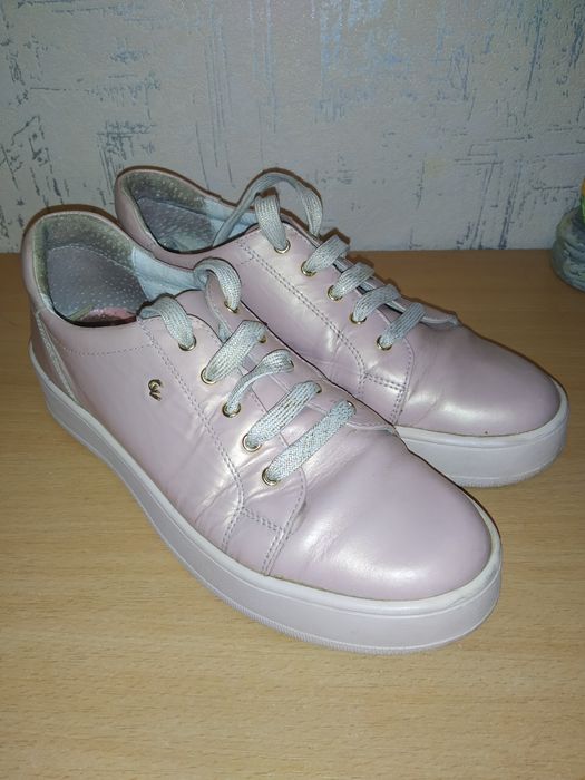 Кожаные кеды кроссовки 38 размер